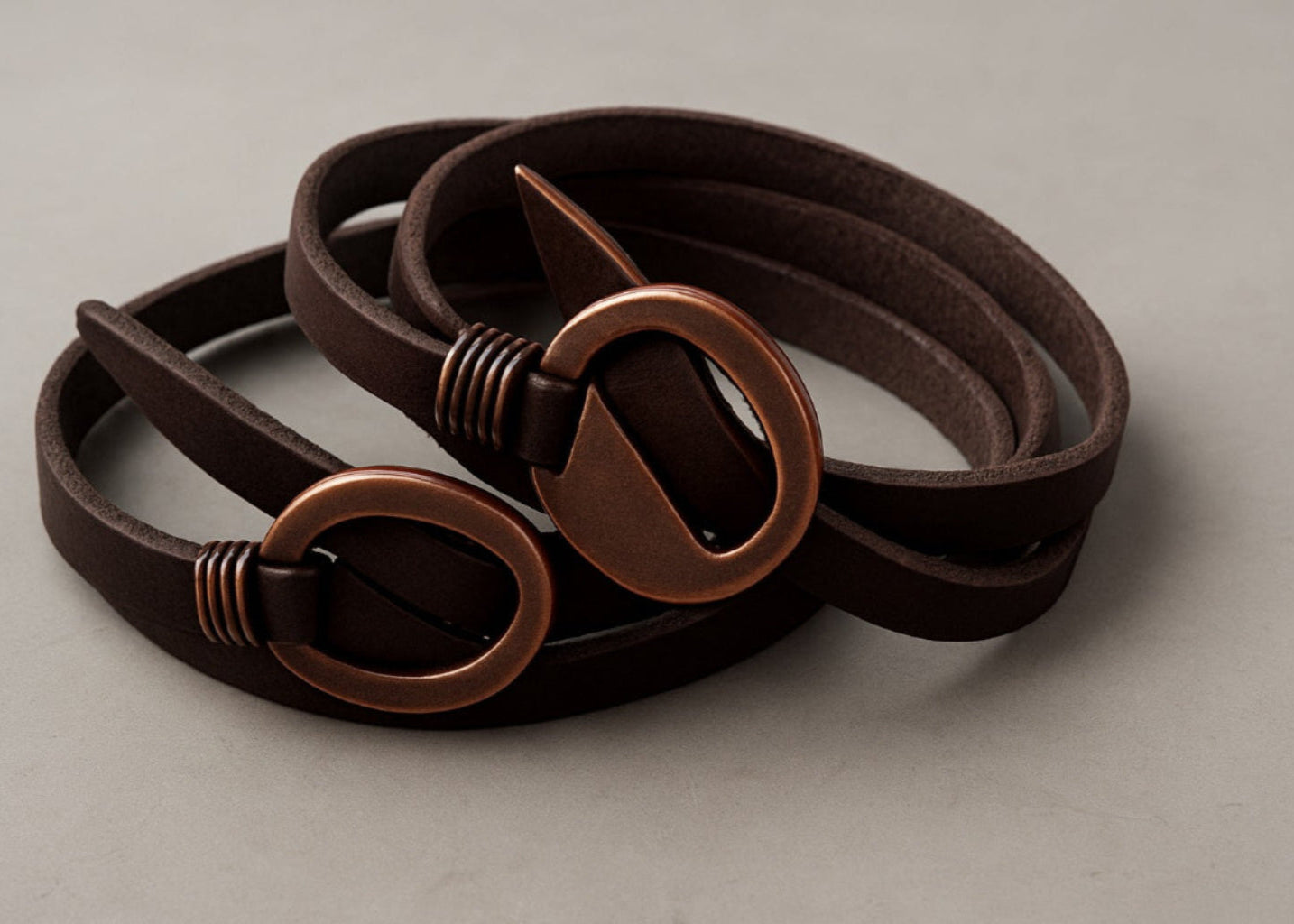 Brown leather multilayer wrap bracelet with bronze buckle 